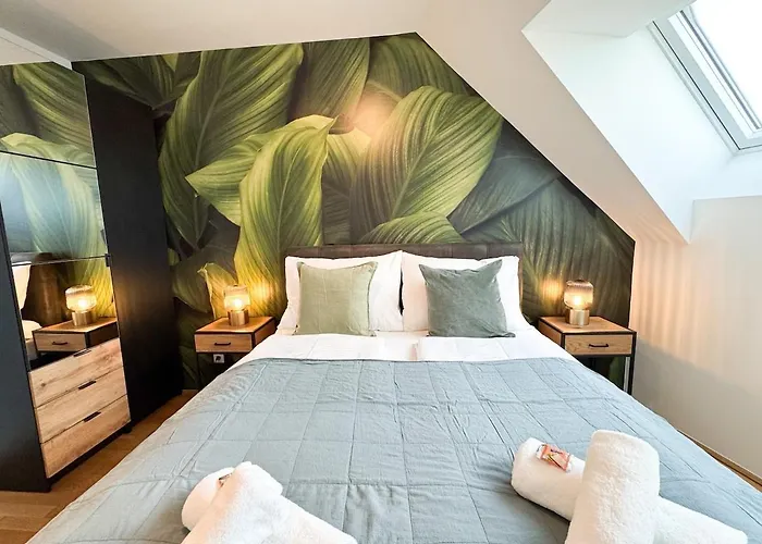 Cozy & Modern 2 Bedroom In Peaceful Area